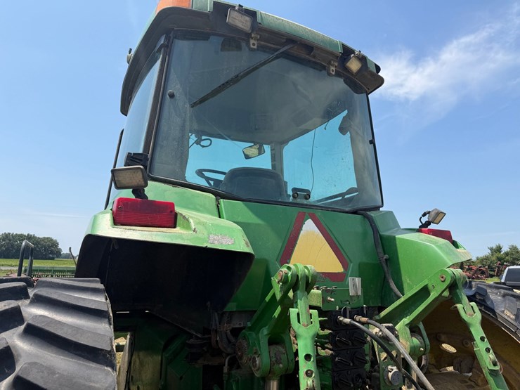 john-deere-8410t-image-30