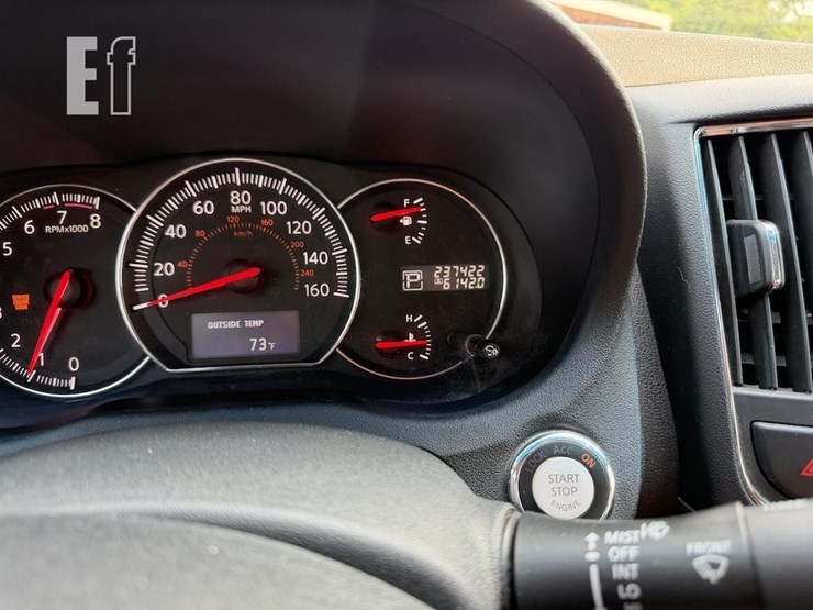 2012-nissan-image-9