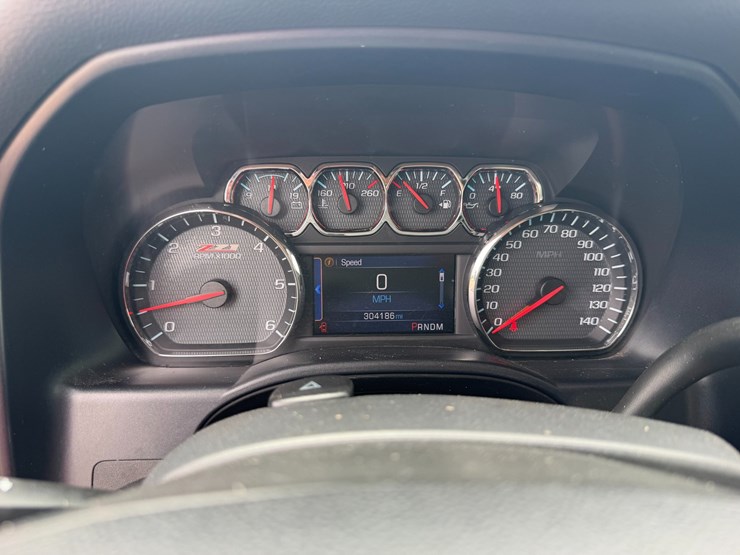 2014-chevrolet-1500-image-14