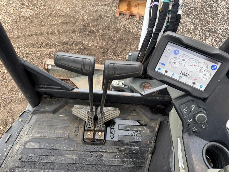 2023-bobcat-e35-image-20