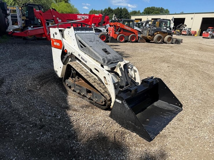 2020-bobcat-mt85-image-6