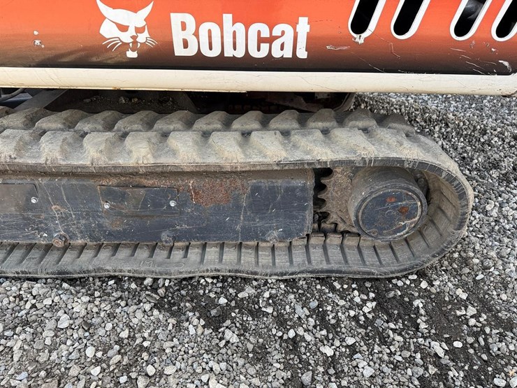 2006-bobcat-331-image-17