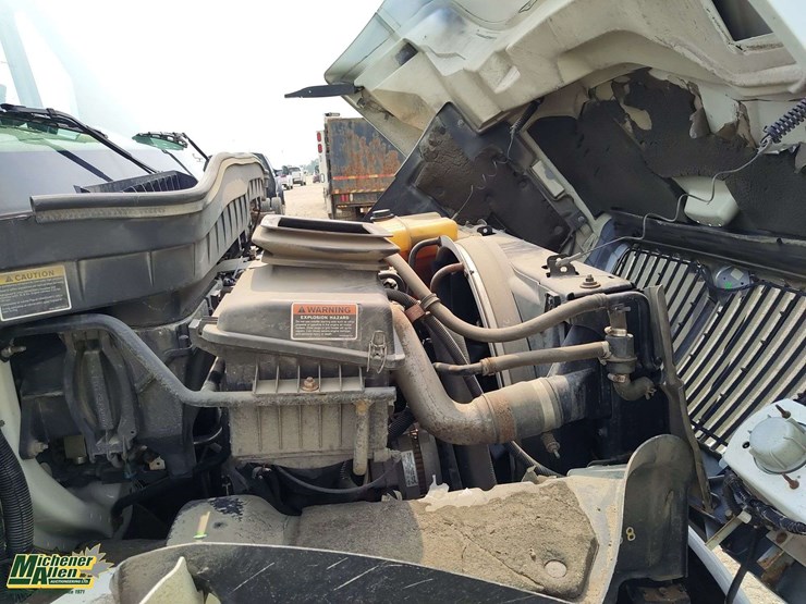 international-durastar-4400-image-38