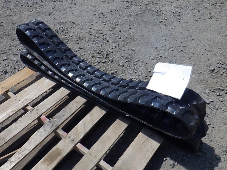 tpm-excavator-rubber-tracks-image-4