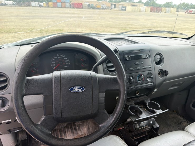 2005-ford-f150-image-13