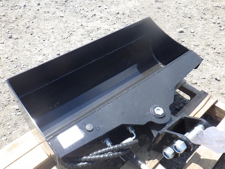 tpm-hydraulic-excavator-tilt-bucket-32"-image-2
