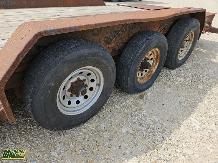 2015-load-trail-car-trailer-image-17