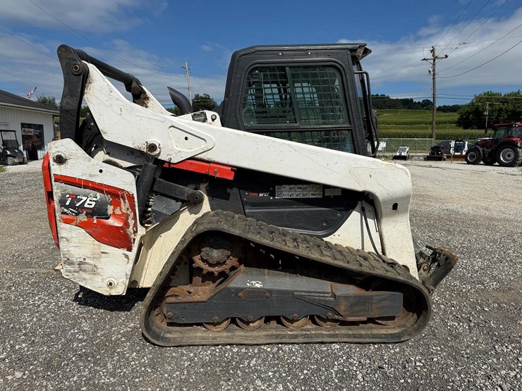 2020-bobcat-t76-image-5