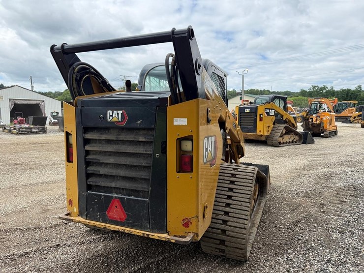 2020-caterpillar-289d3-image-5