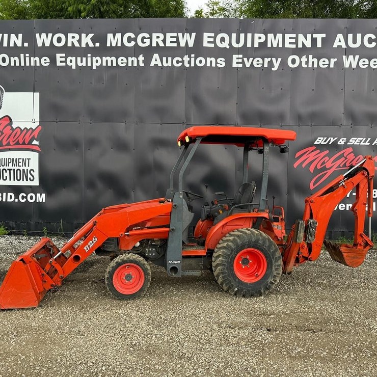 KUBOTA B26