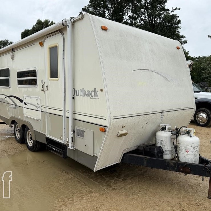 2004 KEYSTONE RV CO 1004