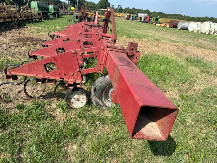 case-ih-183-image-10