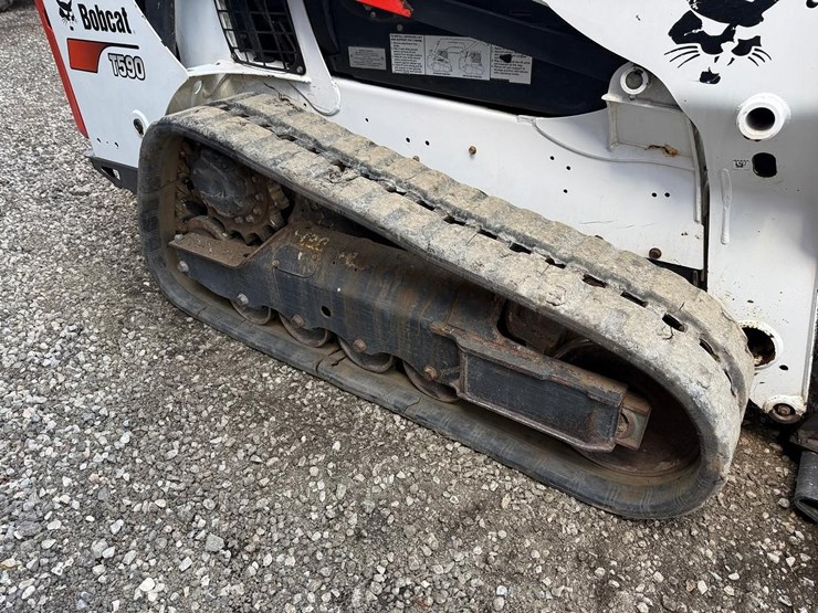 2018-bobcat-t590-image-12