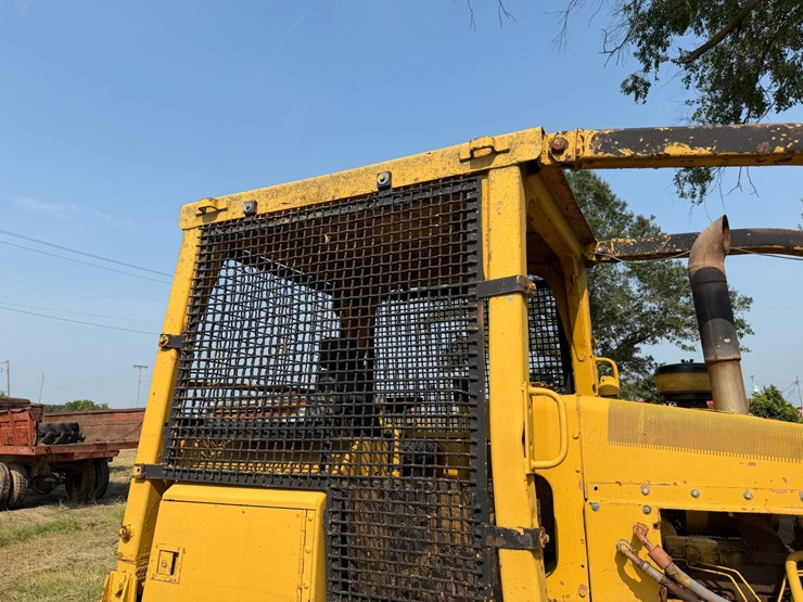 1985-caterpillar-d4e-image-40