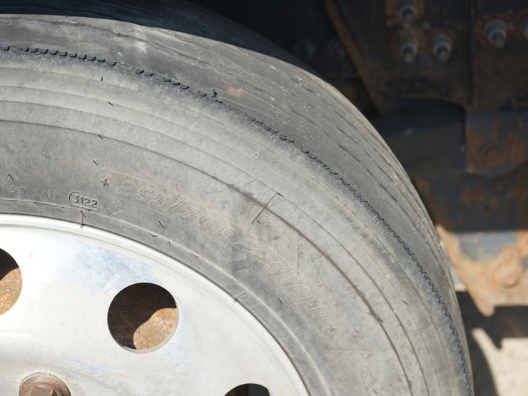 2014-mack-granite-gu713-image-42