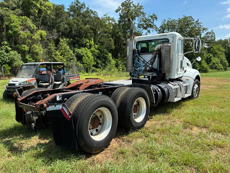 2014-peterbilt-386-image-4