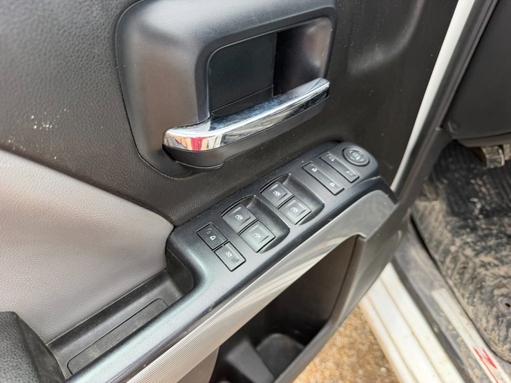 2014-chevrolet-1500-image-11