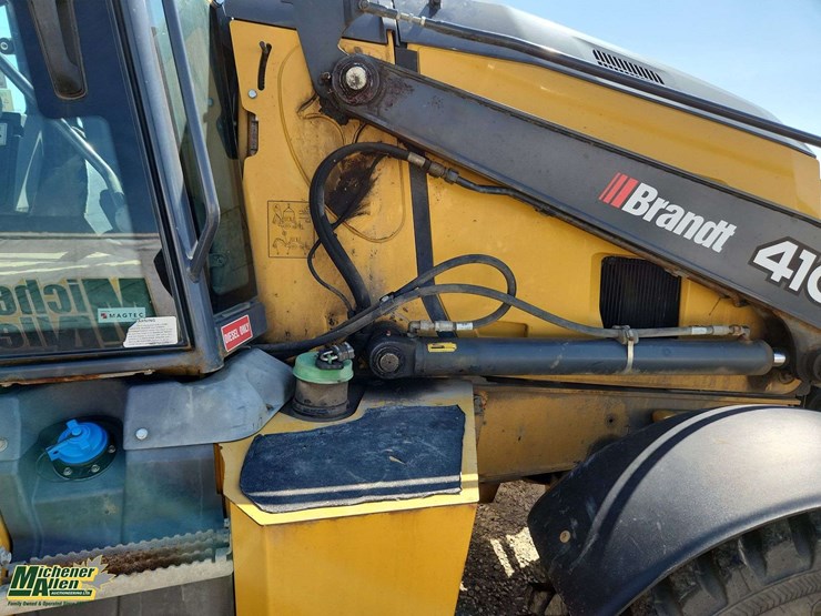 deere-410l-image-60