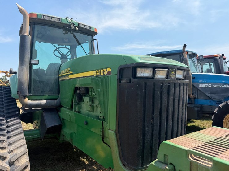 john-deere-8410t-image-43