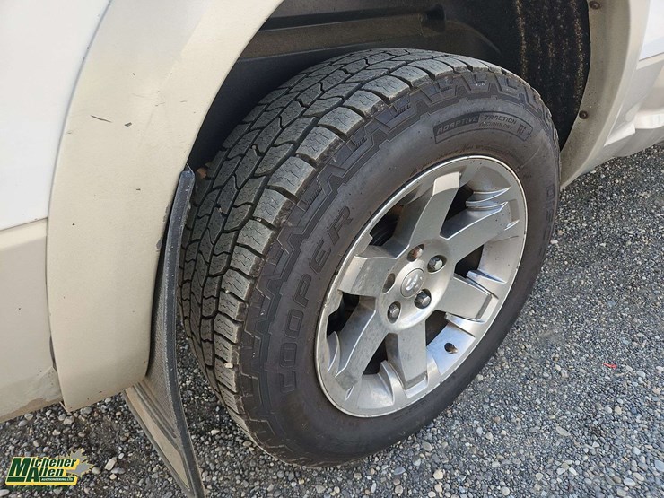 2010-dodge-ram-1500-image-24