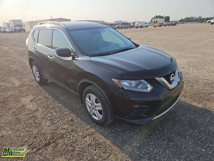 2016-nissan-rogue-image-2
