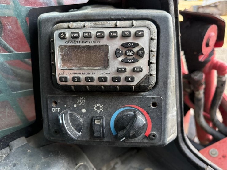 takeuchi-tl12r2-image-26