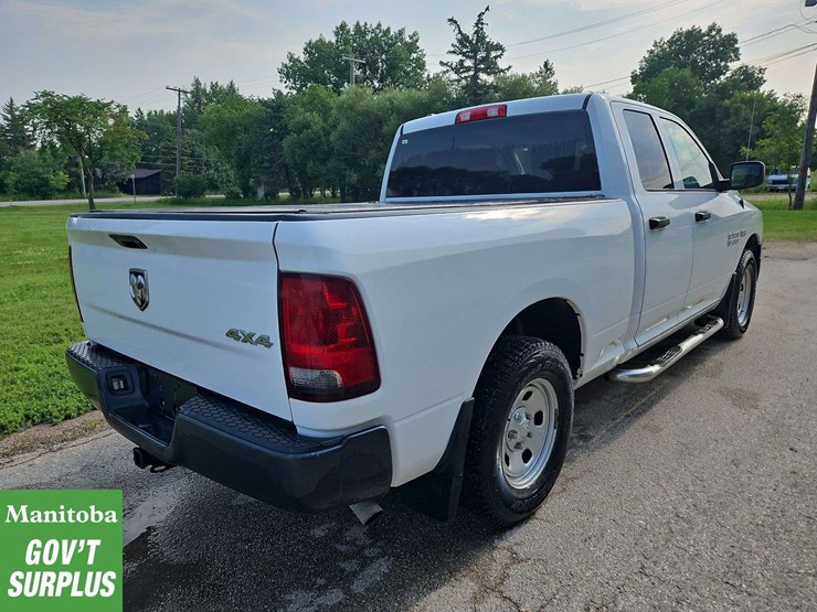 2015-dodge-1500-image-7