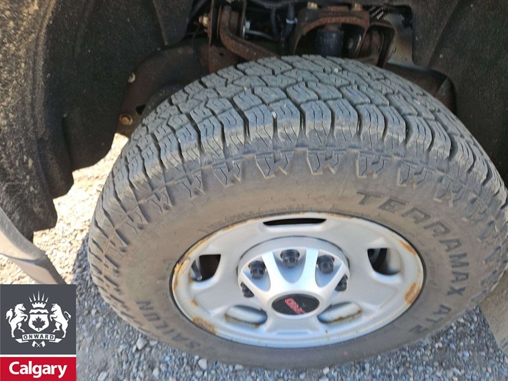 2015-gmc-sierra-2500hd-image-9