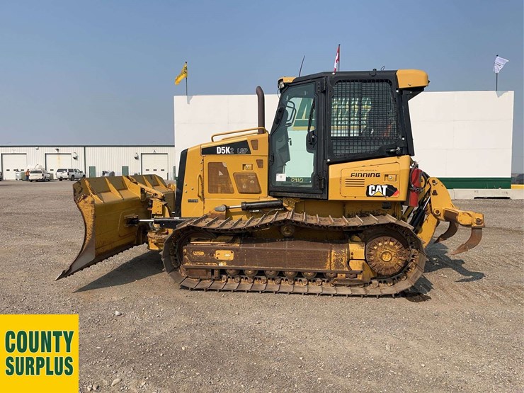 2014-caterpillar-d5k2-image-2