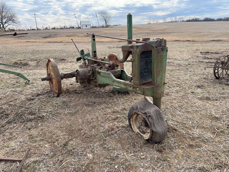 john-deere-b-image-7