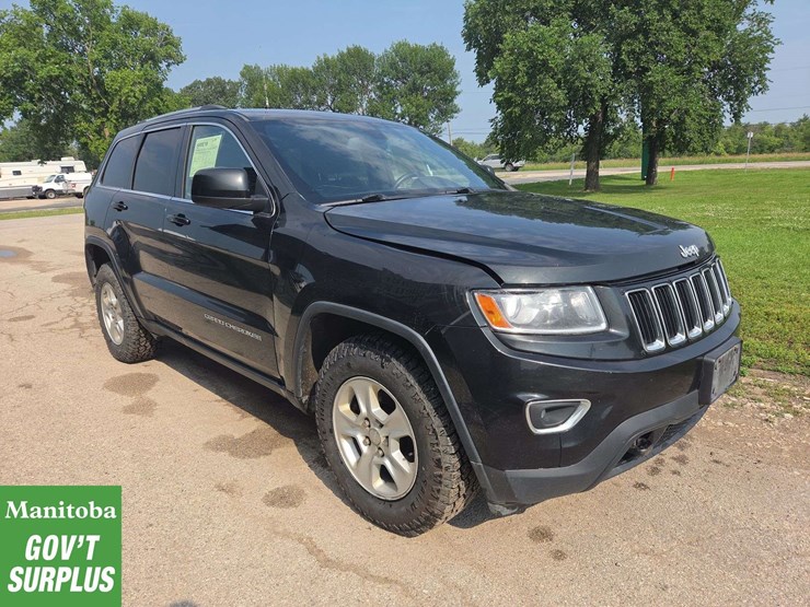 2014-jeep-grand-cherokee-image-2