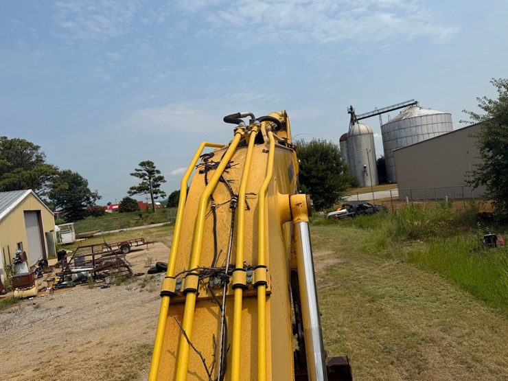 komatsu-pc200-image-70