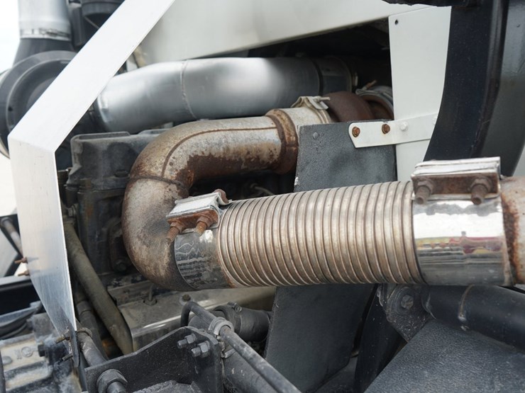 2005-mack-mr688s-image-39