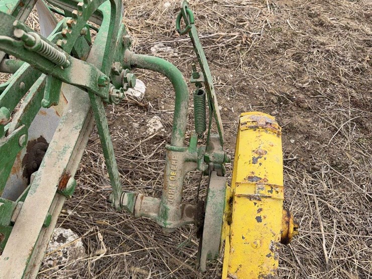 john-deere-one-bottom-plow-image-11