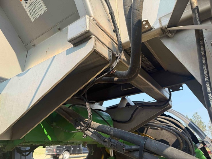 john-deere-4920-image-40