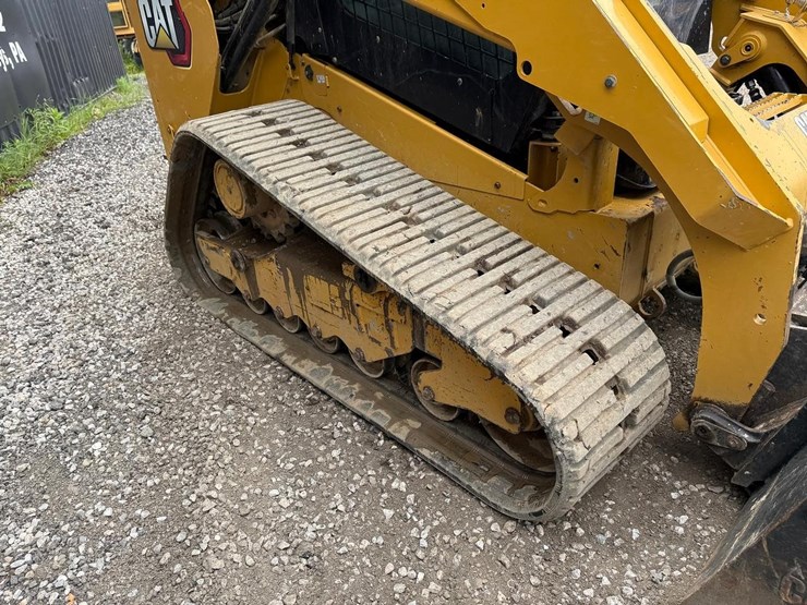 2020-caterpillar-289d3-image-13