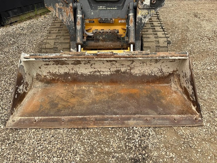 2020-deere-331g-image-9
