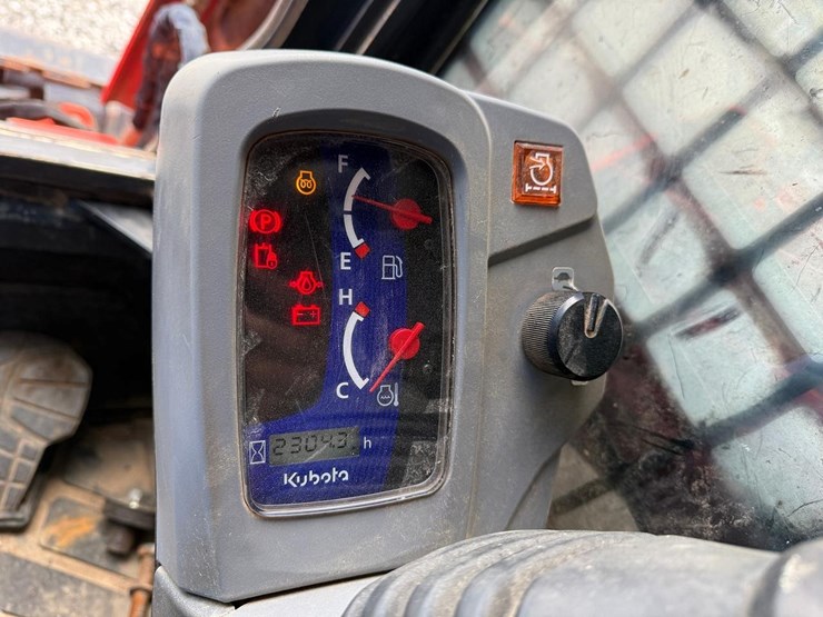 kubota-svl75-2-image-20