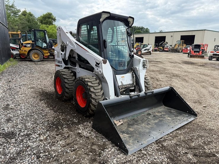 2013-bobcat-s650-image-6