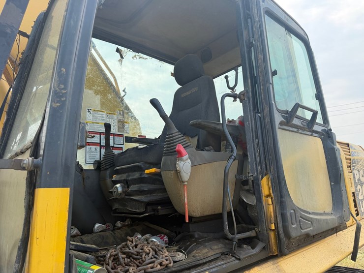 komatsu-pc200-image-82