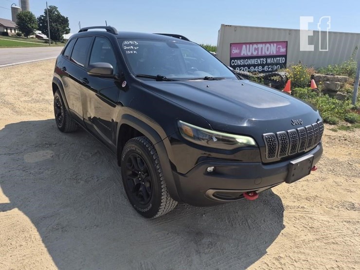 2018-jeep-cherokee-image-8