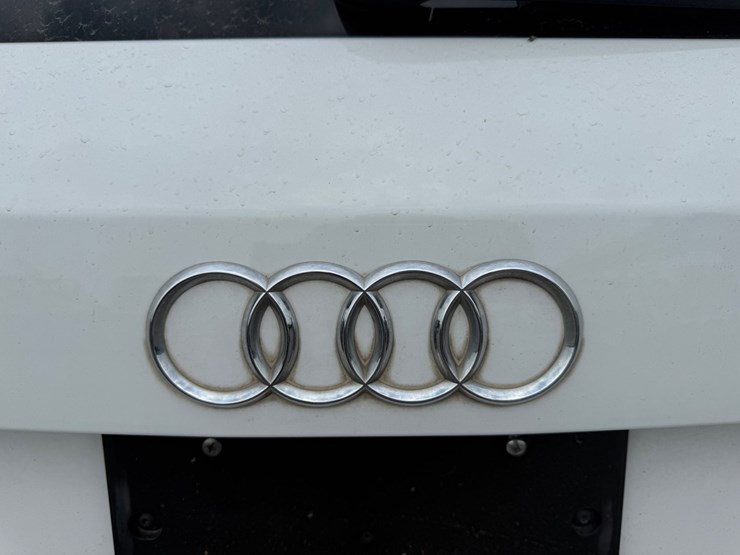 2012-audi-q5-image-6