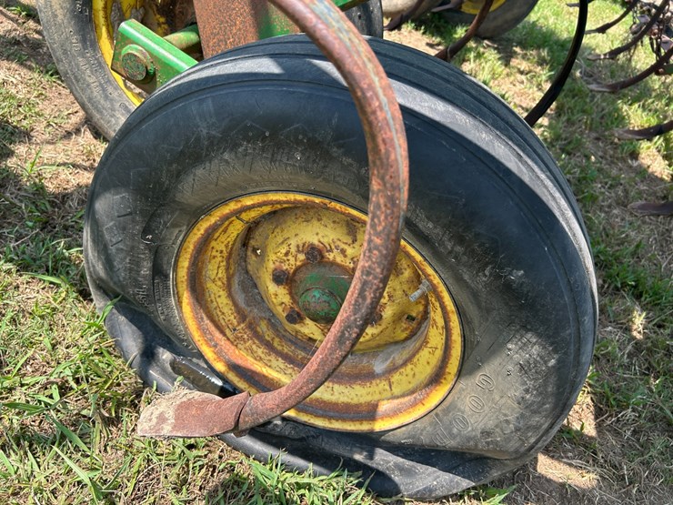 john-deere-34-image-6