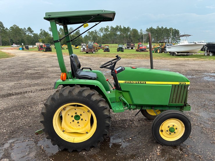 john-deere-790-image-3