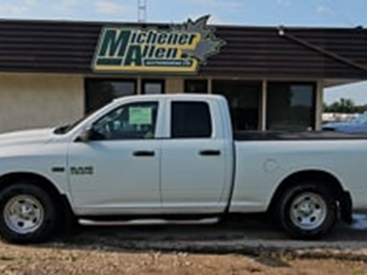 2015-dodge-1500-image-5