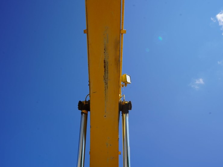 2002-komatsu-pc220-lc-7l-image-23
