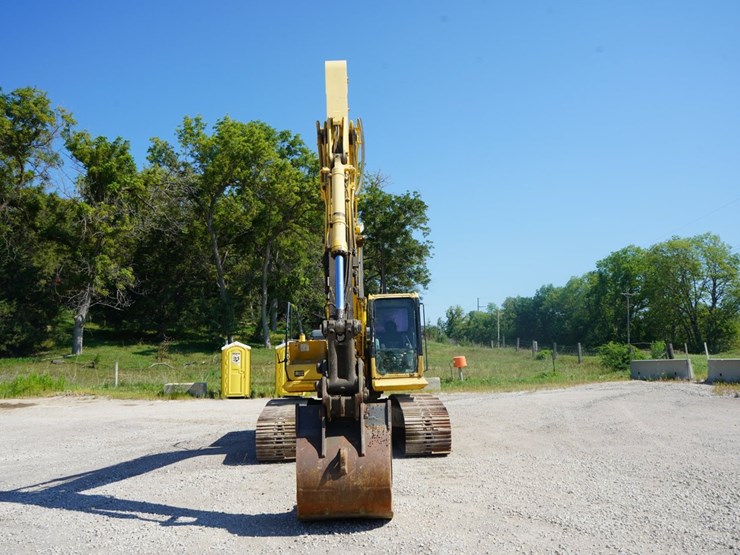 2002-komatsu-pc220-lc-7l-image-2