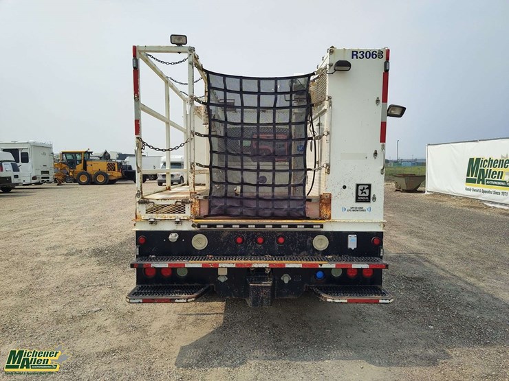 international-durastar-4400-image-7