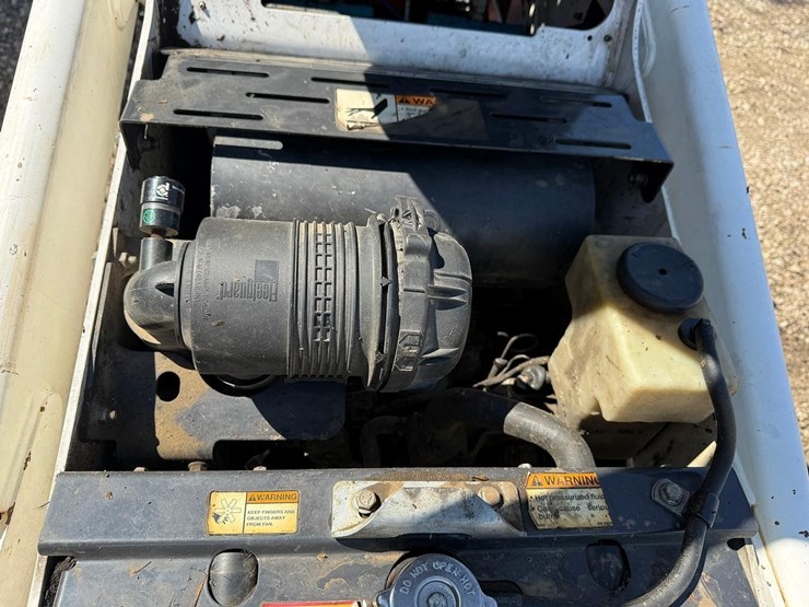2020-bobcat-mt85-image-15