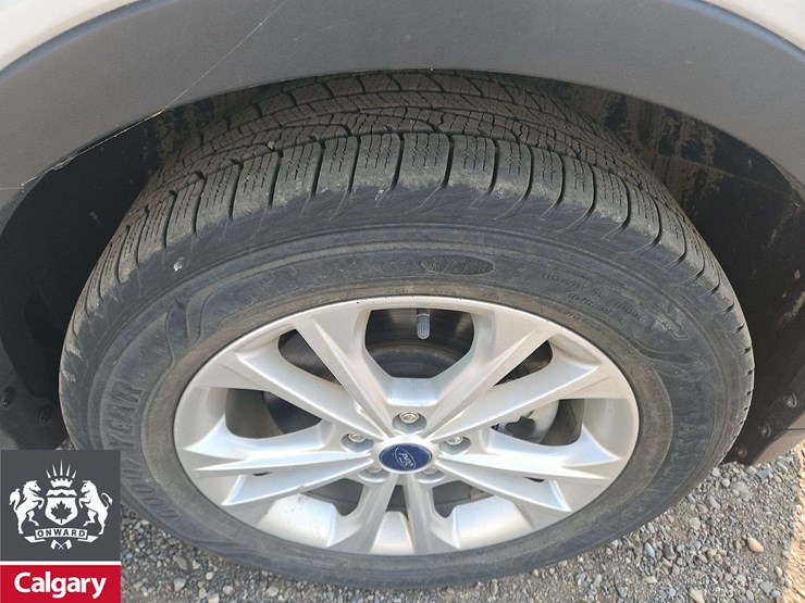 2016-ford-escape-image-12